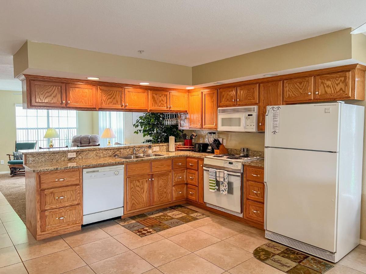 Lake Front 2Br Walk-In With Large Deck - Free Tickets Included - 79-1 Branson Esterno foto